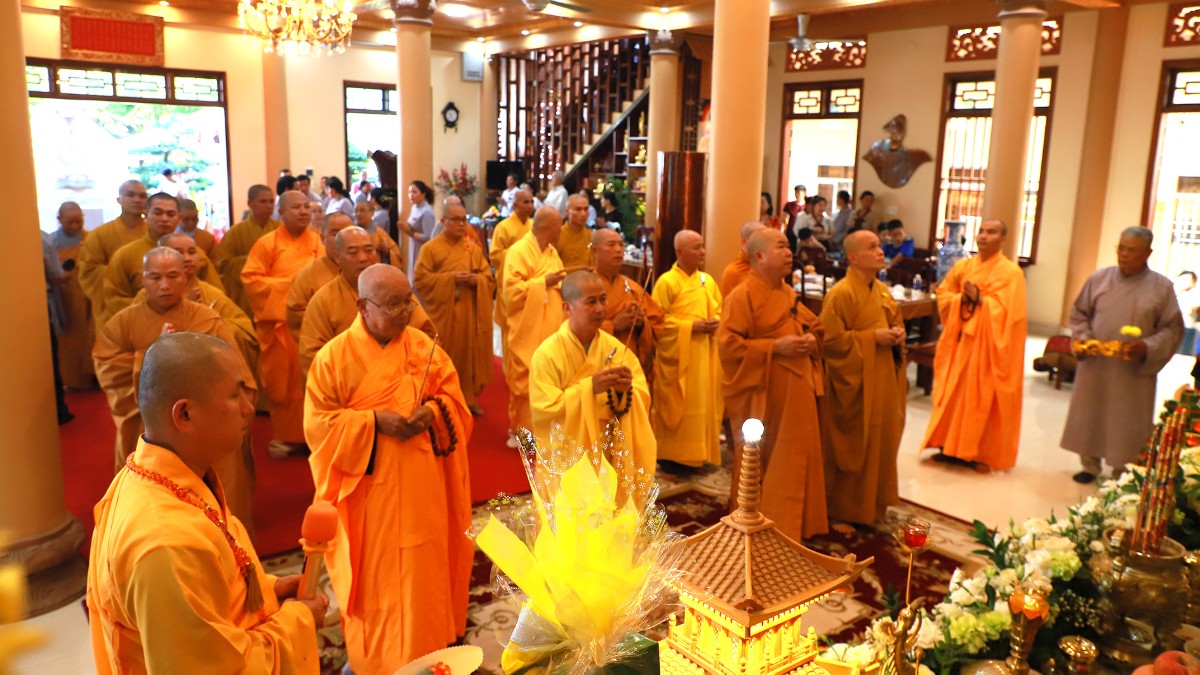 Chùa Huệ Hương trang nghiêm lễ Húy nhật lần thứ 51 cố Hòa thượng Tăng cang Thích Từ Vân Chùa Huệ Hương trang nghiêm lễ Húy nhật lần thứ 51 cố Hòa thượng Tăng cang Thích Từ Vân