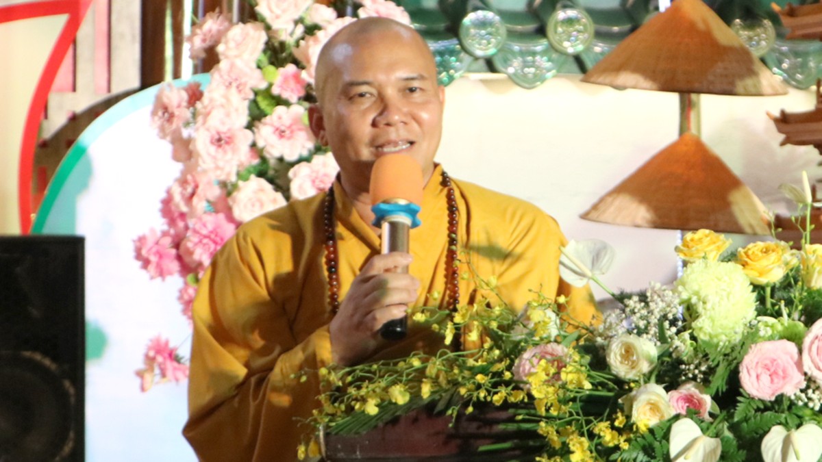 TT. Thích Vạn Nhơn thuyết pháp “Ý nghĩa của ngày đức Phật Đản Sanh” TT. Thích Vạn Nhơn thuyết pháp “Ý nghĩa của ngày đức Phật Đản Sanh”