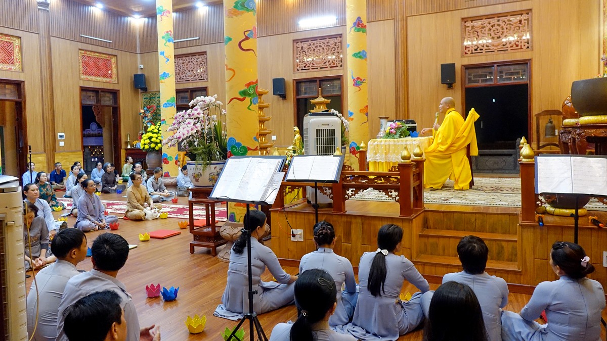 Thượng tọa Thích Vạn Nhơn chia sẻ giáo pháp về hạnh nguyện Quán Thế Âm