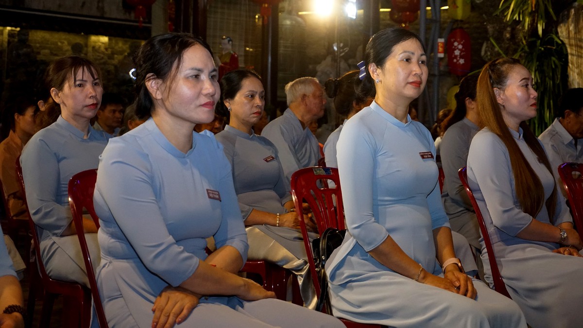 Toàn cảnh chương trình thuyết giảng tại chùa Huệ Hương